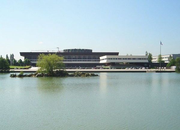 Un hackathon axé IA et recherche pharmaceutique à Télécom Paris