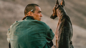 Cet acteur était tellement stylé qu'on a créé un prix pour le récompenser et ce n'est pas un être humain…