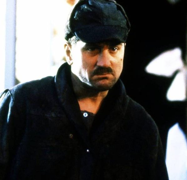Noté 98%, ce film de SF avec Robert de Niro est un classique parmi les classiques : il est dispo sur Disney+