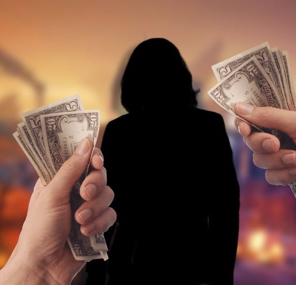 "Si vous êtes un vrai fan, vous vous débrouillerez pour l'avoir" : ce PDG défend le prix de son jeu à 80 euros