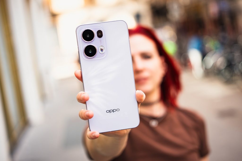 Test Oppo Reno 13 Pro : son prix s’envole, trop pour rester une référence sur le marché ?