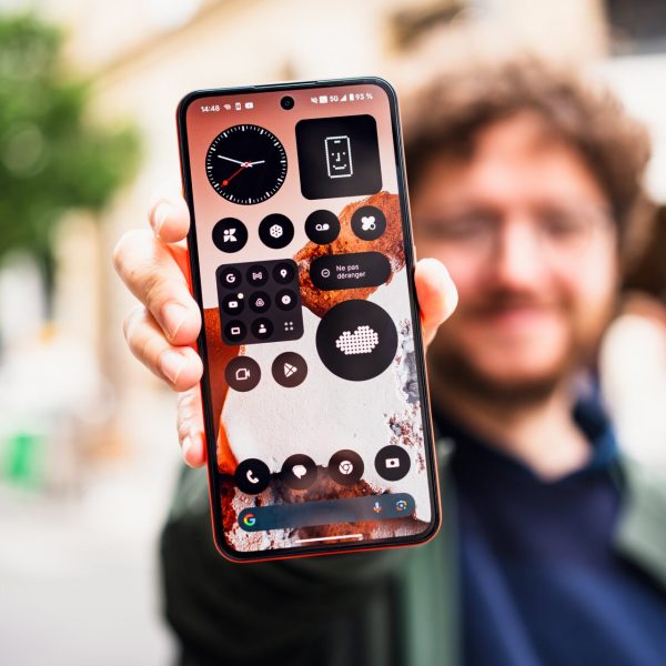 Test CMF Phone 2 Pro : pourquoi payer plus, quand (presque) tout est là ?