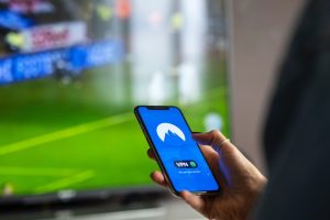 IPTV illégale : Canal+ et la LFP font plier les géants du VPN, sommés de bloquer les sites pirates
