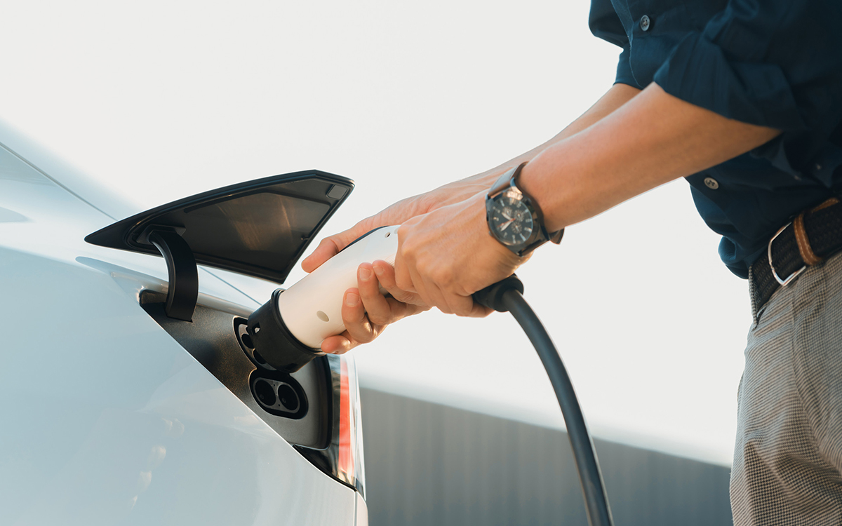 Voitures électriques : le leasing social pour sauver les ZFE ? Le gouvernement y pense