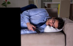 Vous vous endormez souvent devant la télévision ? Google TV pense enfin à vous