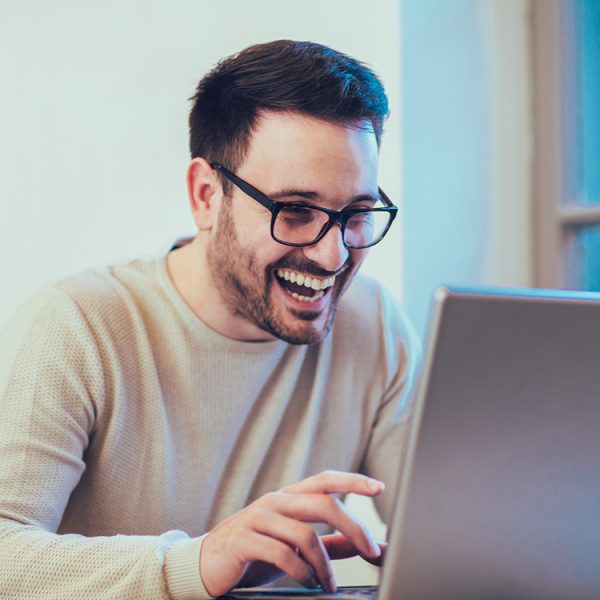 Vous pouvez maintenant lancer Copilot sans les mains sur Windows 11, voici comment