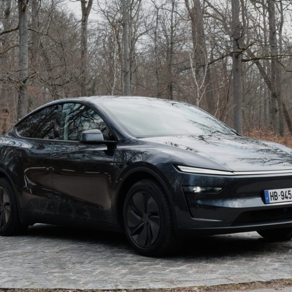 En marche arrière toute ! Tesla dépassé par BYD en Europe pour la première fois