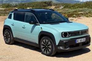 Essai Renault 4 e-Tech : et si c’était encore mieux qu’une R5 ?