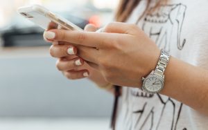 Forfait mobile à moins de 10 € : les meilleures offres en mai 2025