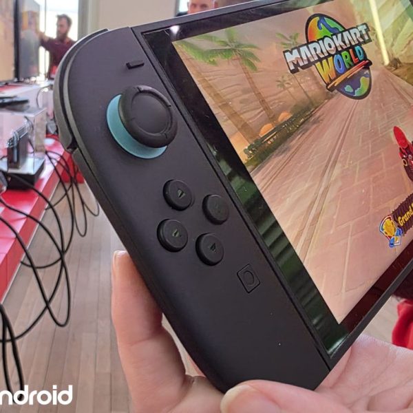 Ce joueur reçoit la Switch 2 en avance, il répond à toutes nos questions sur la console