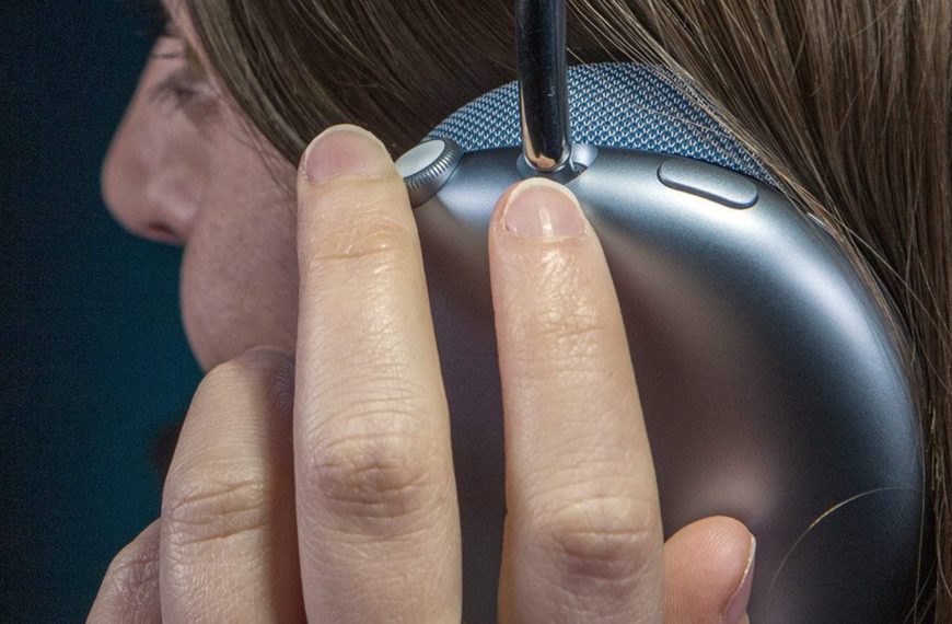 Si vous attendez les nouveaux AirPods et AirPods Max, vous risquez d’attendre encore longtemps
