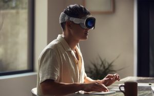 Le rival Android du casque de réalité mixte Apple Vision Pro se dévoile dans un test, et il s’annonce costaud