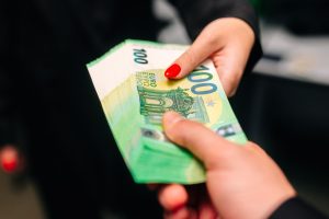 220 € de frais bancaires annuels ? Vous l’ignorez peut-être, mais voici comment les faire disparaître