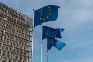 Les constructeurs automobiles échappent à la pire loi antipollution européenne