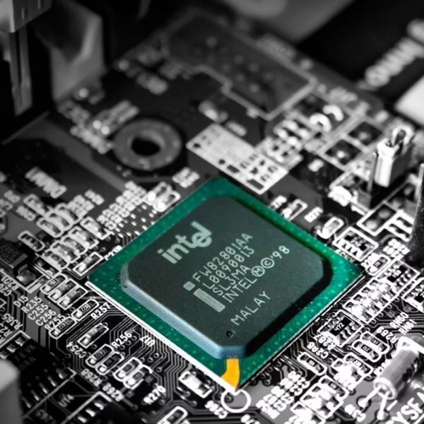 Une faille des processeurs Intel permet de pirater vos mots de passe
