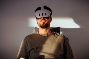 Meta va rentabiliser son métavers grâce à l’armée américaine et le créateur de l’Oculus Rift