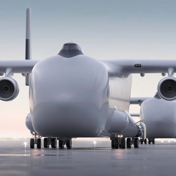 12 fois la taille d’un Boeing 747, le plus gros avion du monde fait une visite en France