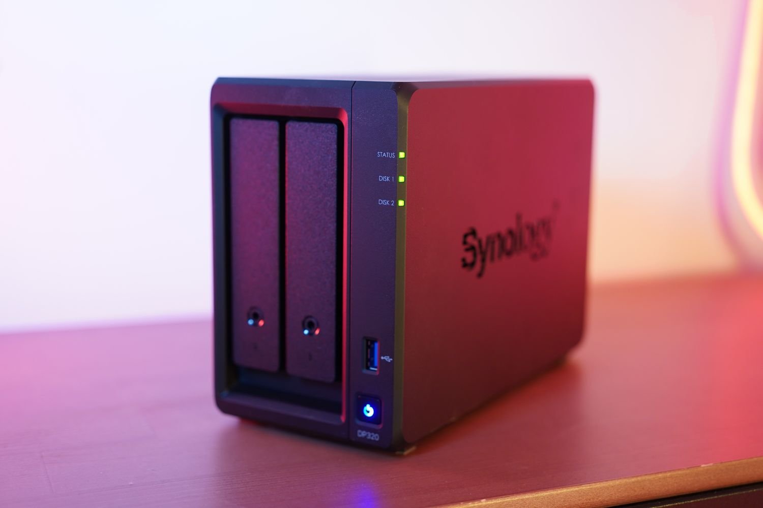 Si vous êtes à la recherche d’une solution idéale pour protéger les données de votre entreprise, le Synology ActiveProtect DP320 est fait pour vous !