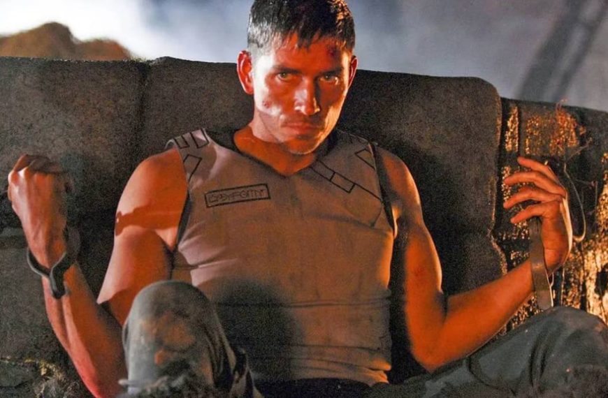 Ce film de SF noté 37% est passé inaperçu à l'époque, mais il est très proche de la saga Predator actuelle