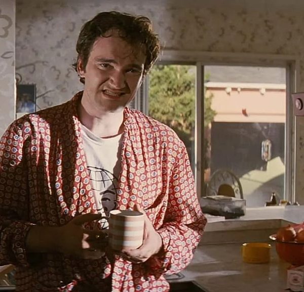 “Je me sentais vraiment mal” : Quentin Tarantino revient sur l’une des scènes qu’il n’a pas osé regarder lors d’un tournage…