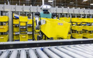 Amazon va remplacer ses employés par de l’IA, son patron ne s’en cache pas