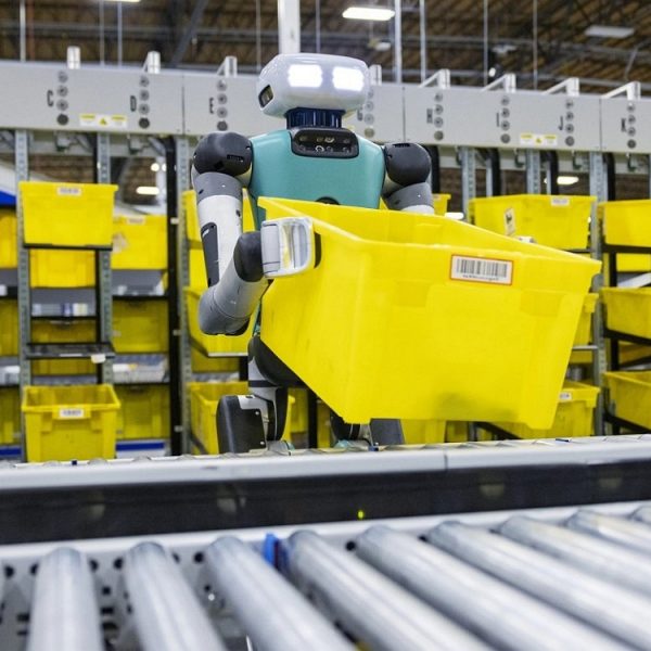 Amazon va remplacer ses employés par de l’IA, son patron ne s’en cache pas