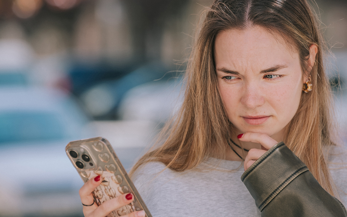 Cette nouvelle arnaque par SMS est particulièrement vicieuse, ne tombez pas dans le panneau