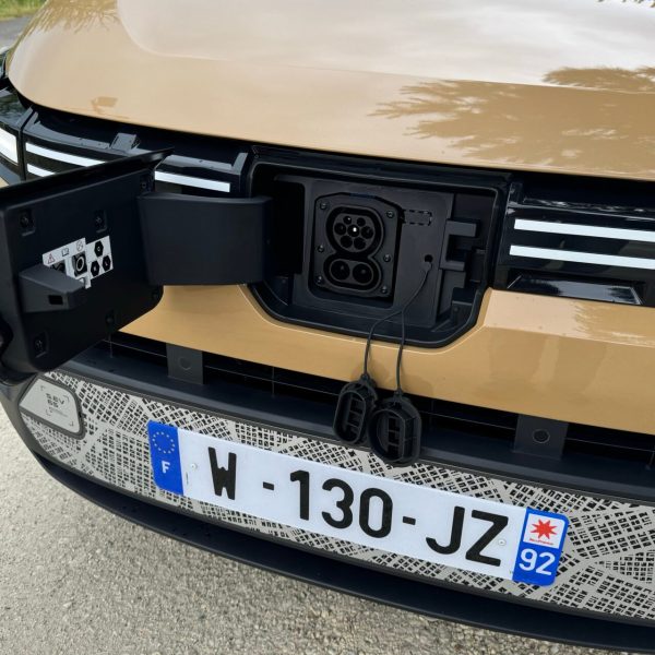 Dacia prépare une Renault 5 pas chère baptisée « Evader »