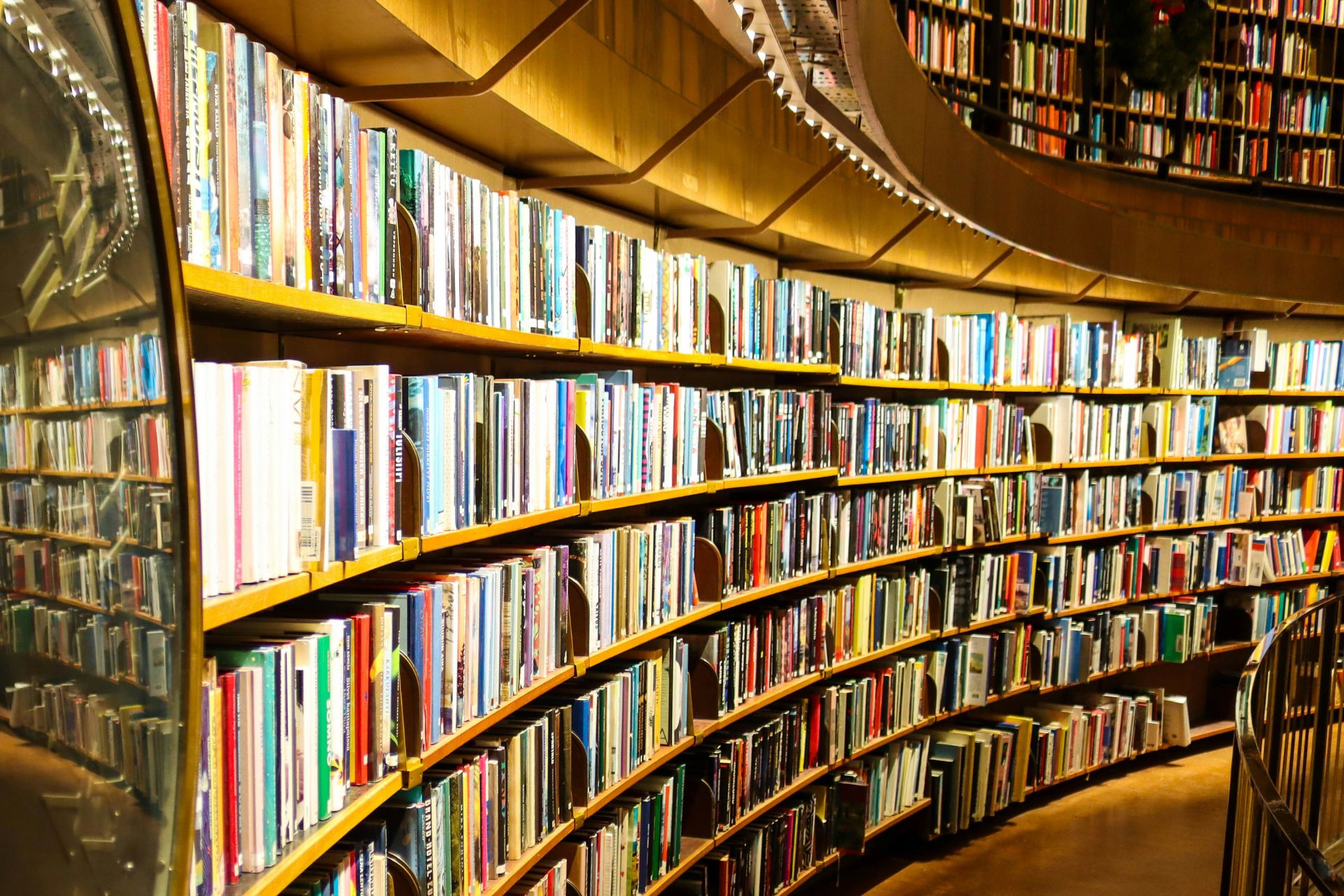 Scanner des livres pour entraîner son IA : c’est légal aux États-Unis, selon cette décision de justice inédite
