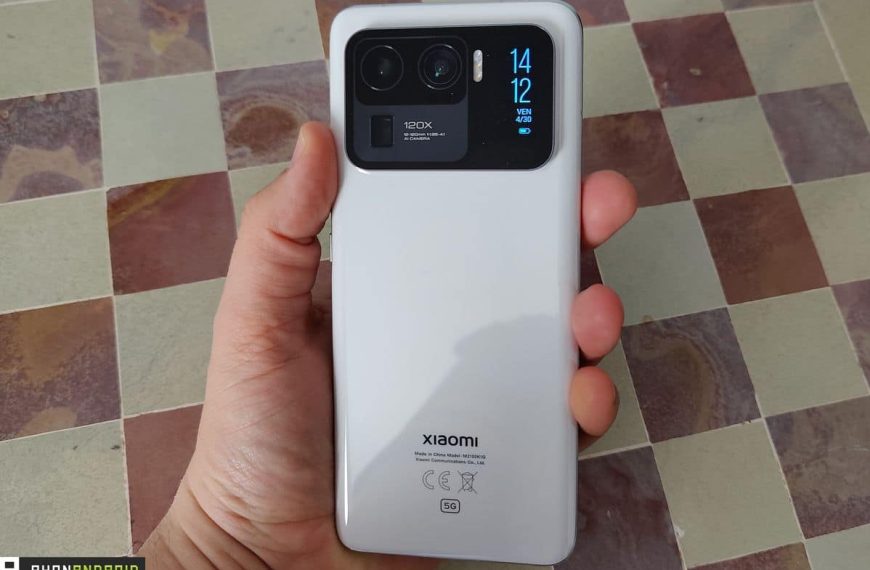 Un second écran au dos du smartphone ? Le Xiaomi 16 nous réserve une belle surprise