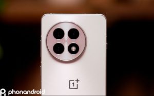 Le OnePlus 15 s’attaque au Galaxy S26 avec une batterie géante et un design surprenant