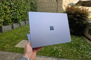 Prise en main du Surface Laptop 13 pouces et de la Surface Pro 12 pouces : compacts et élégants