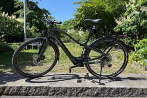 On a testé le premier vélo électrique pour la ville avec le moteur de DJI : monstrueux !
