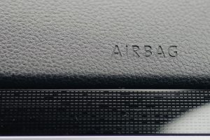 Pourquoi les airbags Takata tuent toujours en 2025