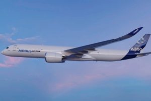 Le futur avion cargo d’Airbus prend vie et débarque en France