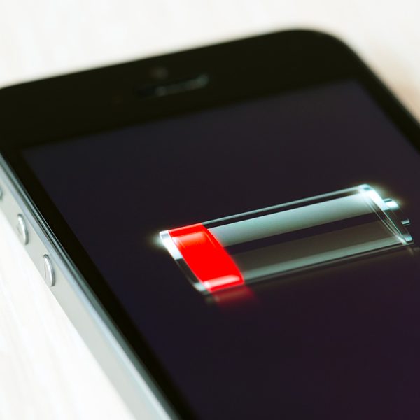 Instagram, YouTube… Ces applis pompent la batterie de votre smartphone sans arrêt, mais il y a une solution