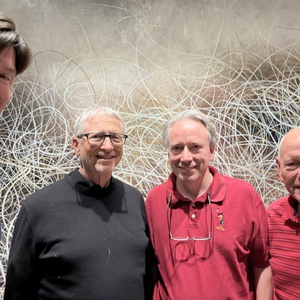 Le déjeuner le plus fou d’Internet : Bill Gates rencontre enfin le père de Linux