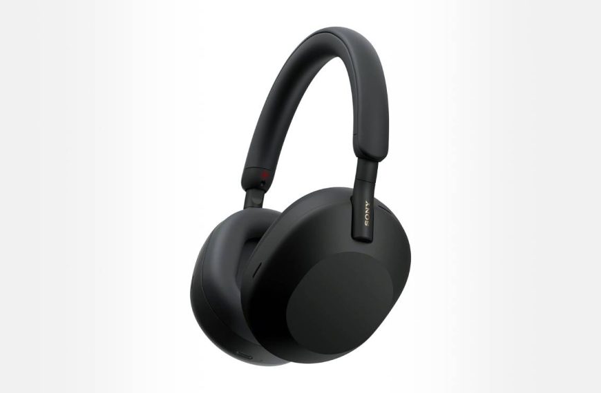 Sony WH-1000XM5 : Boulanger brade le casque à réduction de bruit grâce à cette offre limitée