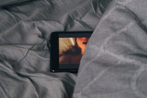 Les Français privés de YouPorn : la vérification de l’âge est « inefficace, hasardeuse et dangereuse », selon Aylo