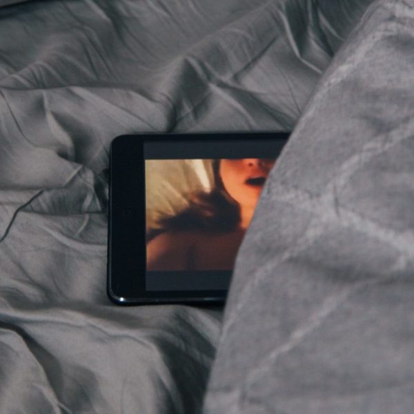 Les Français privés de YouPorn : la vérification de l’âge est « inefficace, hasardeuse et dangereuse », selon Aylo