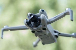 Ce n’est pas une sale blague, le drone DJI Mini 4 Pro est bien vendu à -35% 😱
