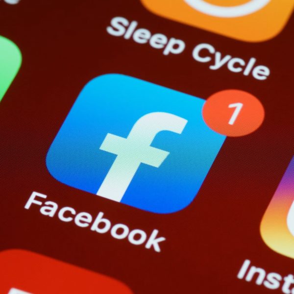 Facebook et Instagram ont espionné votre historique de navigation pendant des mois
