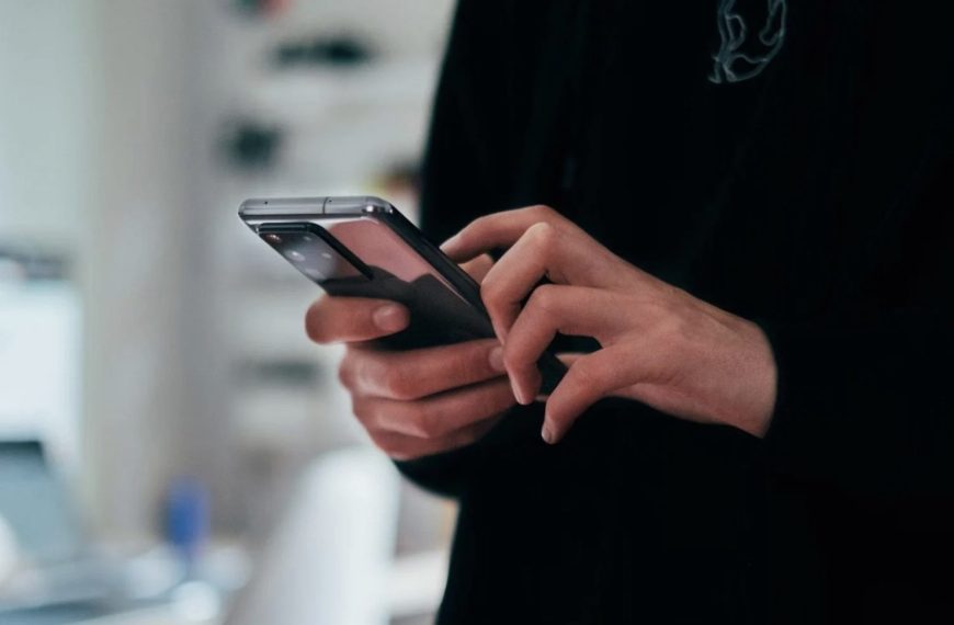 Le forfait mobile parfait existe : flexible, généreux en data et pas cher, il n’attend plus que vous 