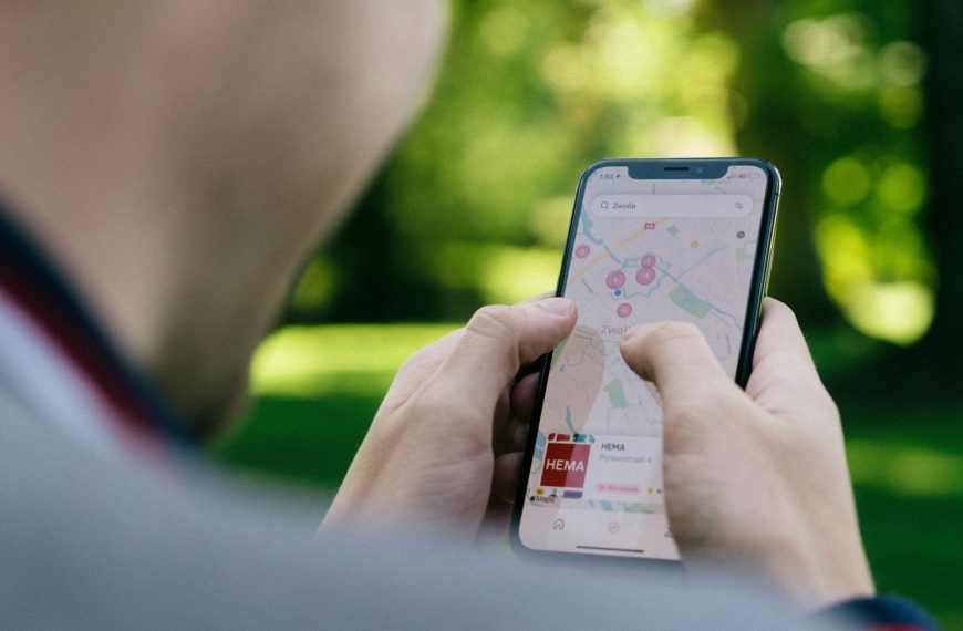 Trajets à vélo et à pied, zones à faible émission : Google Maps mise sur des trajets plus verts en Europe