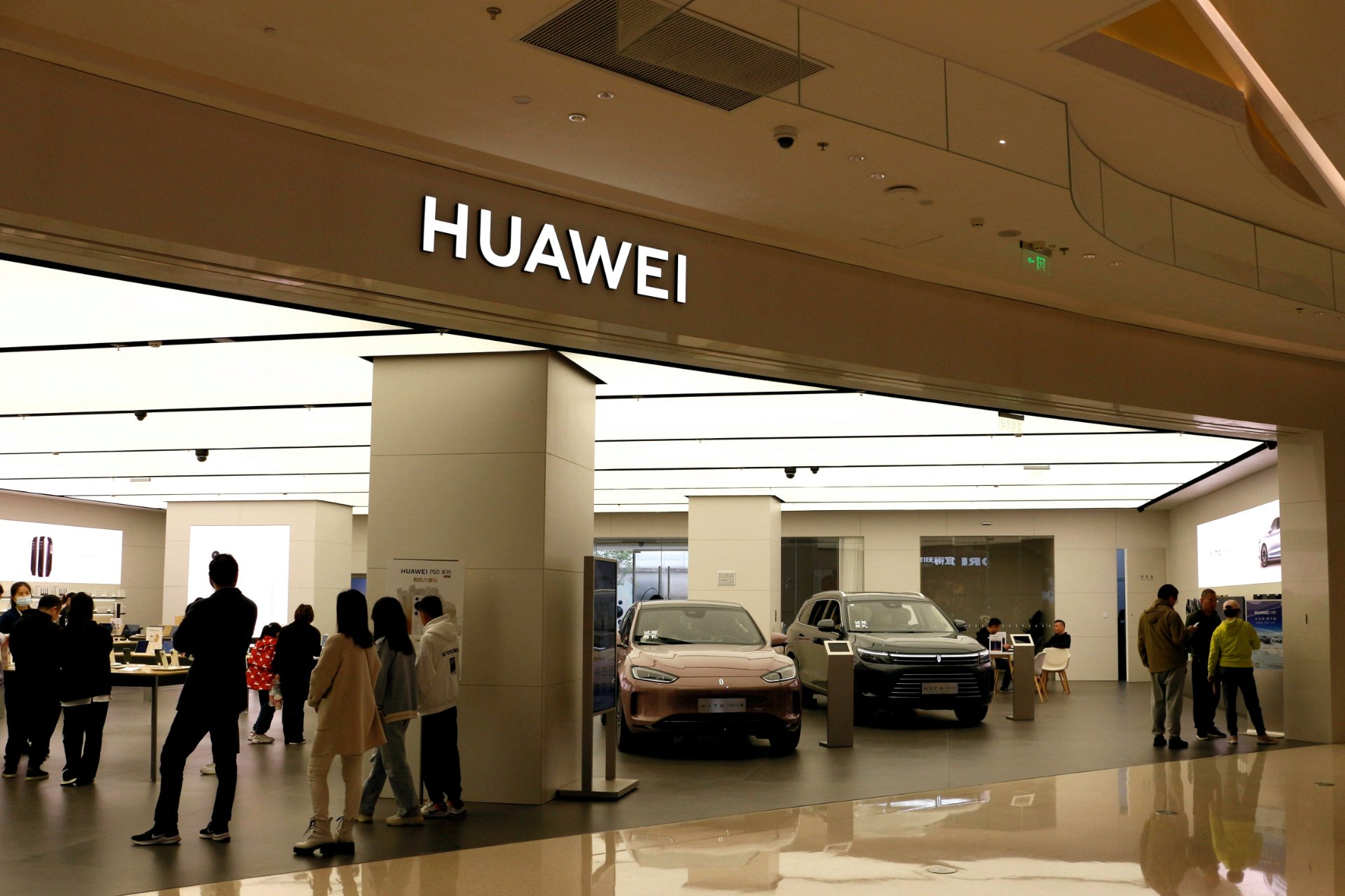 « 3000 km d’autonomie » : en coulisse, Huawei prépare une batterie automobile