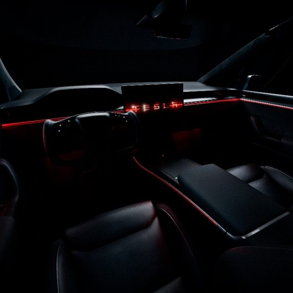 Tesla met enfin à jour ses Model S et X, mais certains choix font grincer des dents