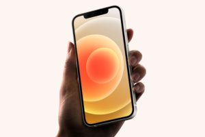 Avec l’iPhone 12 reconditionné, ce pack Back Market est idéal pour votre adolescent