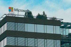 Microsoft s’apprête à annoncer des milliers de licenciements : l’IA est en cause