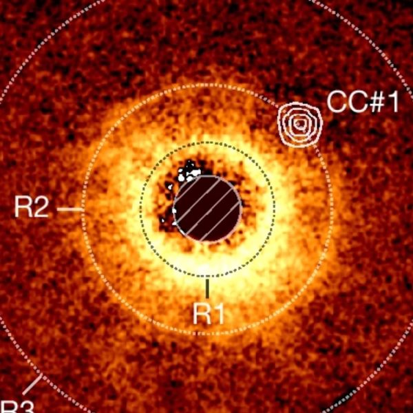 Voici la toute première planète découverte par le télescope spatial James Webb… et elle bat déjà un record