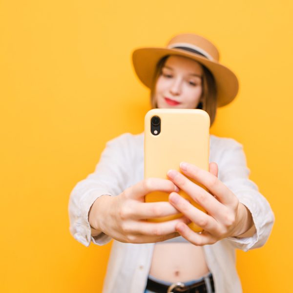 Google lance une application qui transforme votre téléphone en cabine d’essayage virtuelle